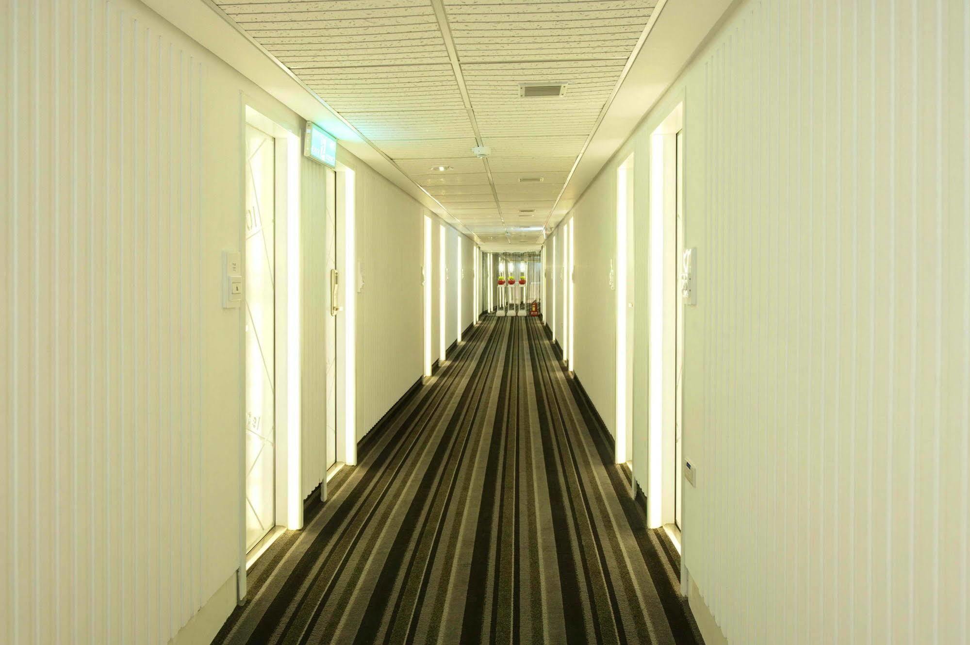 ไอ โฮเต็ล Hotel เถาหยวน ภายนอก รูปภาพ